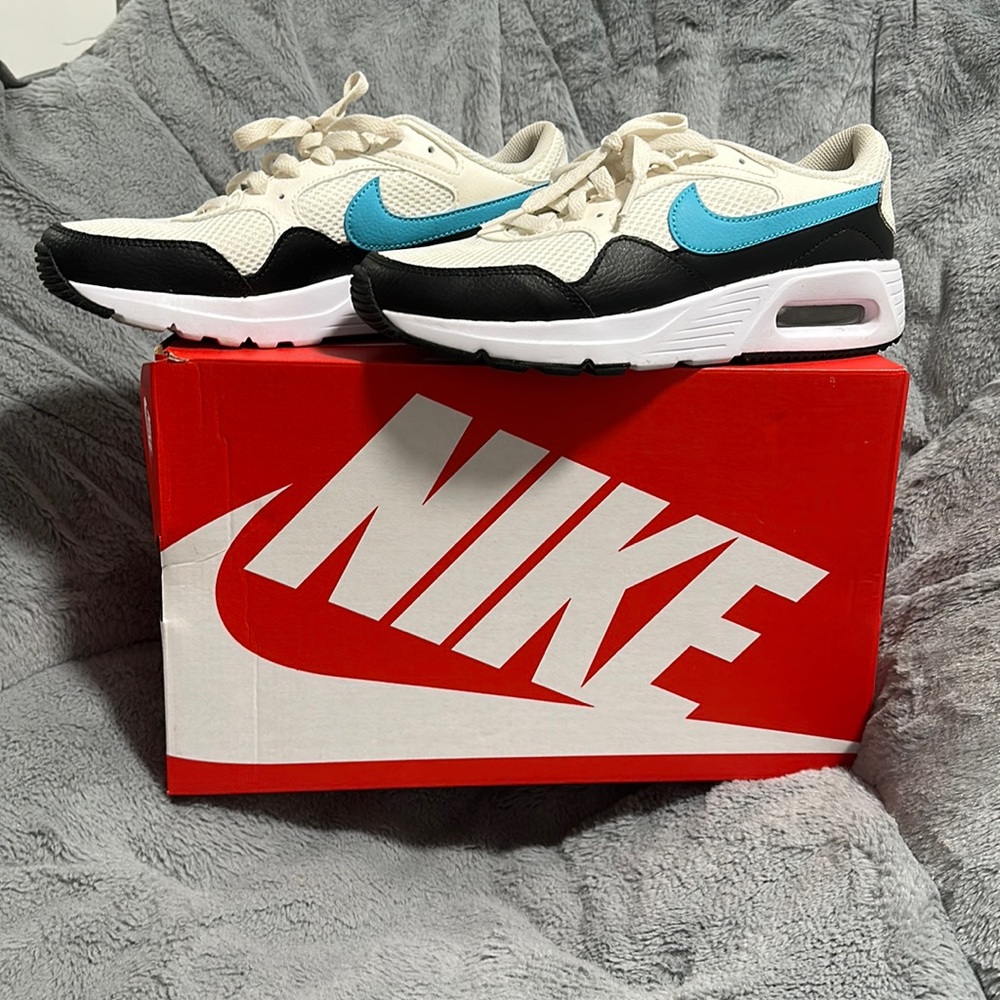 NIKE AIR MAX SC